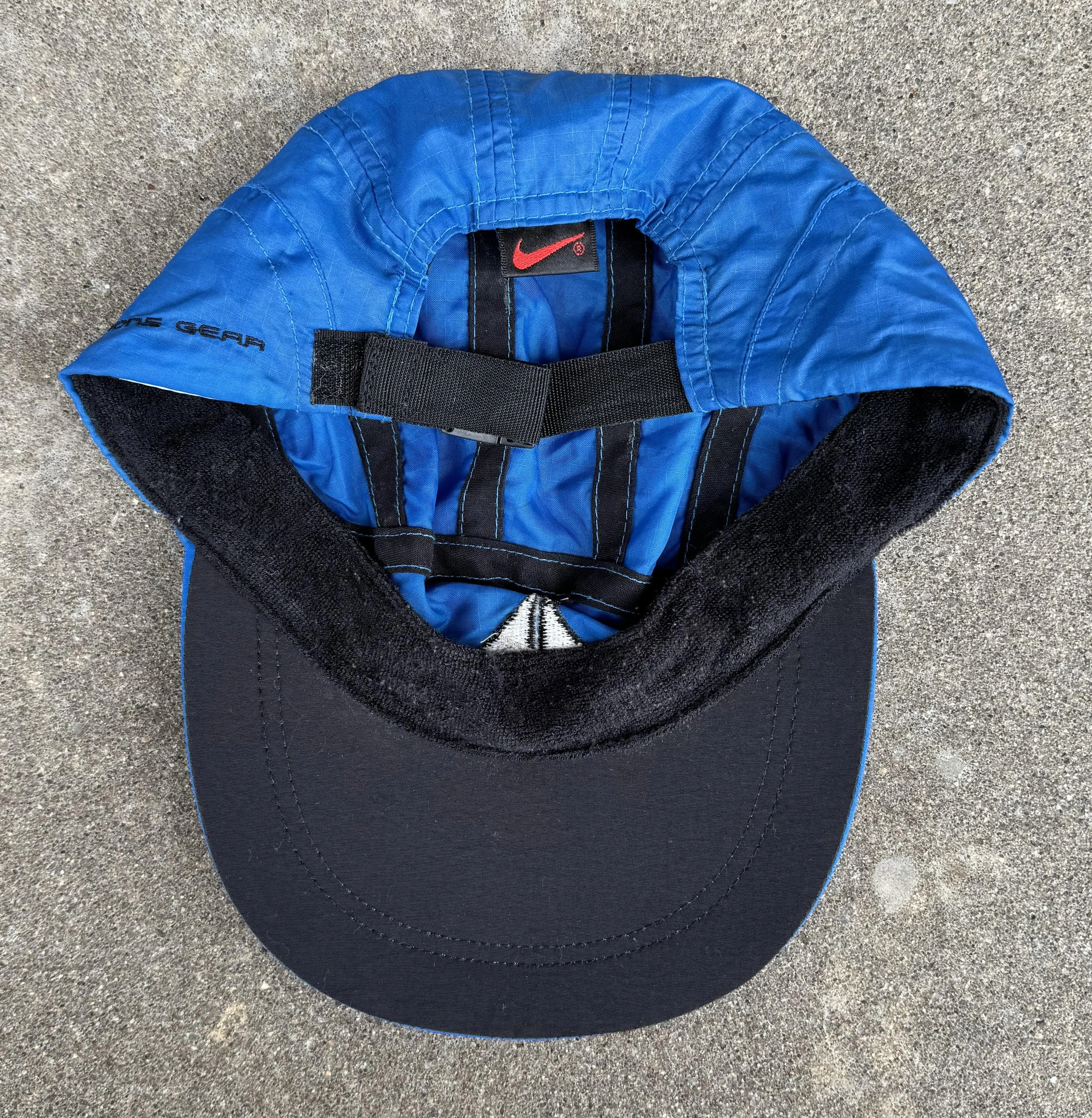 Vintage Nike ACG Nylon Hat — RootsBK